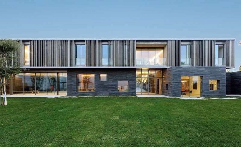 AY House, Yarze